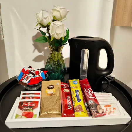 'sima' With Private Bathroom And Free Air-conditioned Summer Kitchen