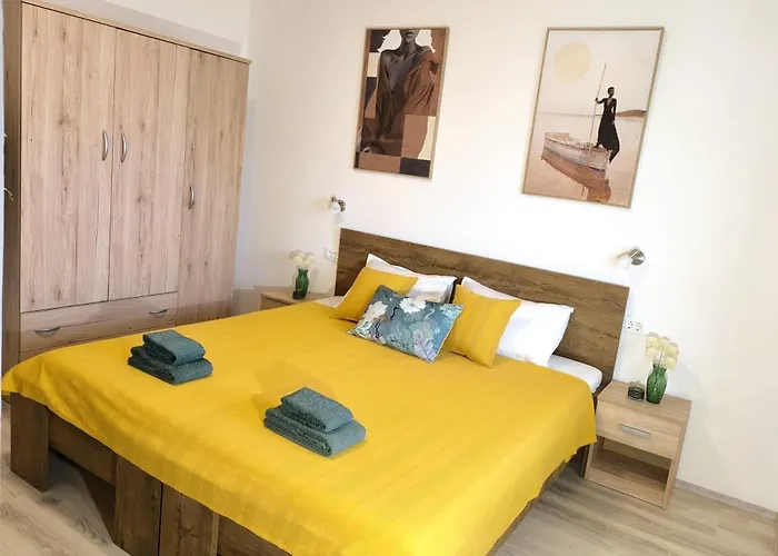 'sima' With Private Bathroom And Free Air-conditioned Summer Kitchen Gostinjska kuća