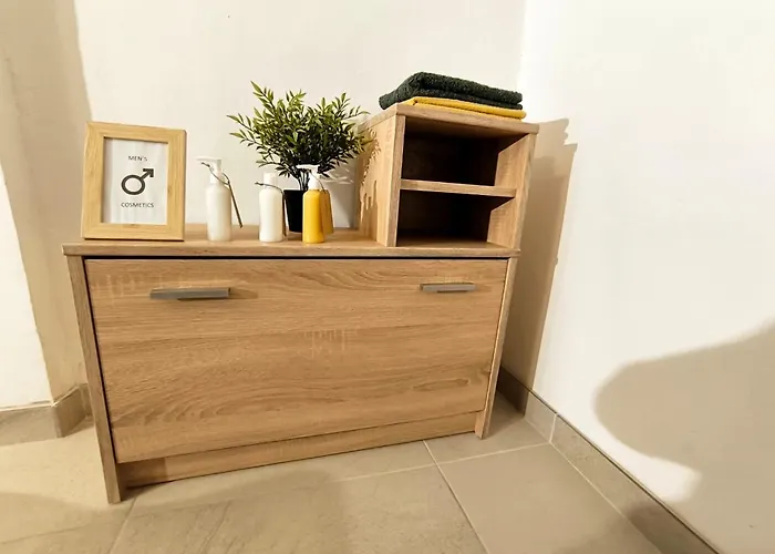 'sima' With Private Bathroom And Free Air-conditioned Summer Kitchen Gostinjska kuća